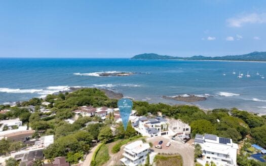 Punto San Francisco Lot 44 – Top of the hill in Langostas finest neighborhood