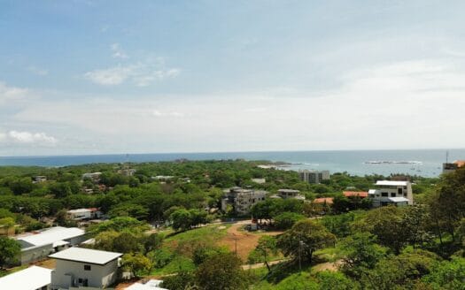 Tamarindo Ocean View lot with services.