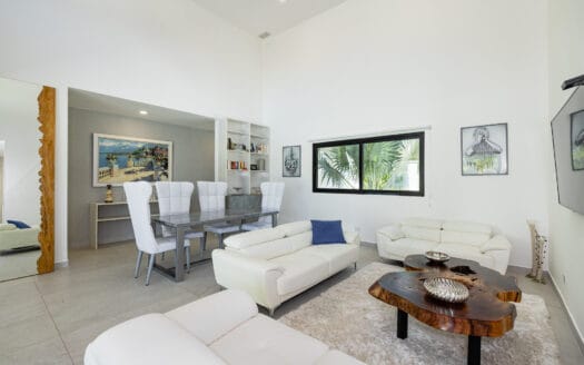 Los Almendros Luxury Home, Hacienda Pinilla