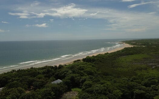 Prime Location Building Lot, Playa Avellanas