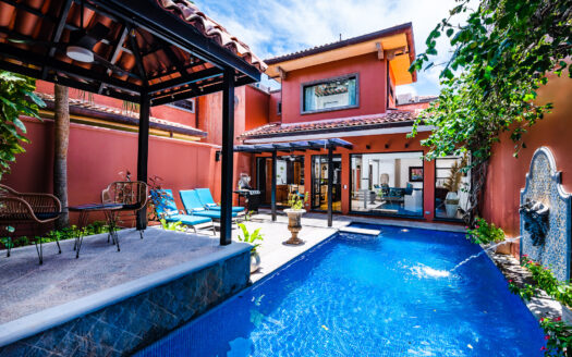 Villas Cerca del Mar – Lux Home Across From the Sea