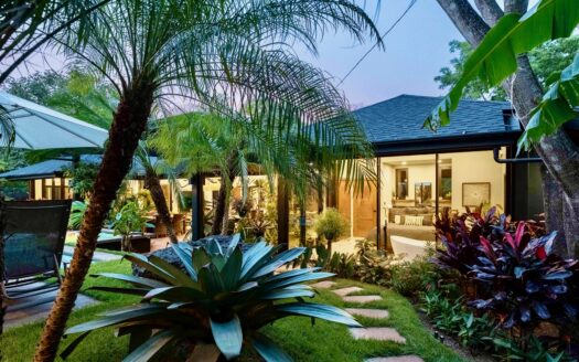 Balinese Inspired 4 Bedroom Dream Home, Playa Avellana