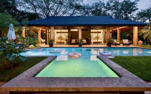 Balinese Inspired 4 Bedroom Dream Home, Playa Avellana
