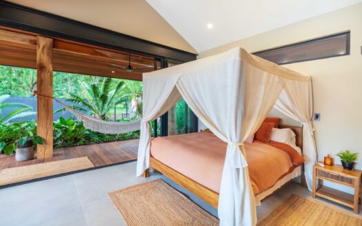 Balinese Inspired 4 Bedroom Dream Home, Playa Avellana