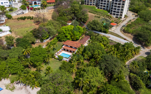 Villa Margarita – Flamingo beach front home