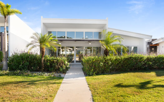 Enclave Avellanas – prime investment by the beach.
