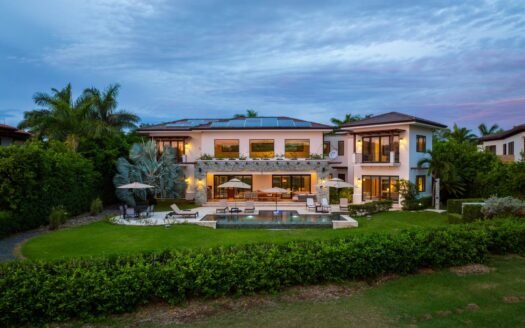Ocean and Golf view home in La Dulce Vida, Hacienda Pinilla "Casa Chano"